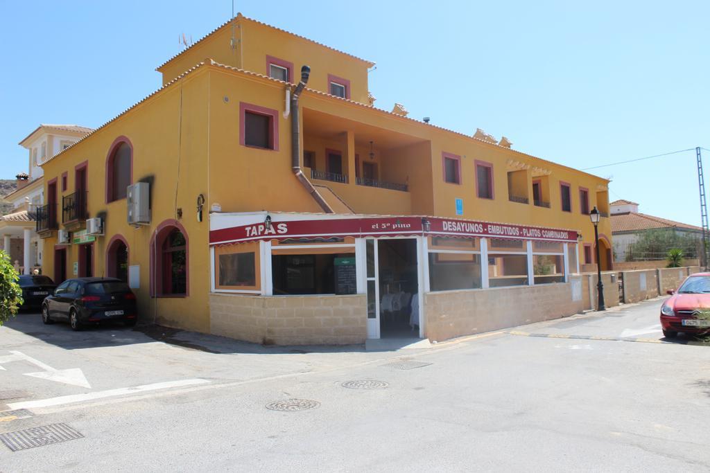 Apartamentos Turisticos Edificio Del Pino Sorbas Esterno foto